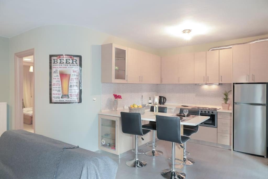 5 Min From Papageorgiou Free Indoor Parking Apartment Thessaloníki Ngoại thất bức ảnh